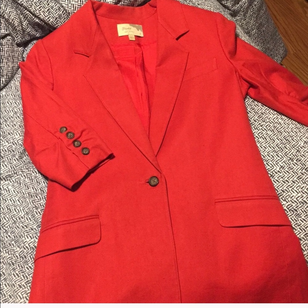 Elizabeth and James 3/4 length sleeve blazer